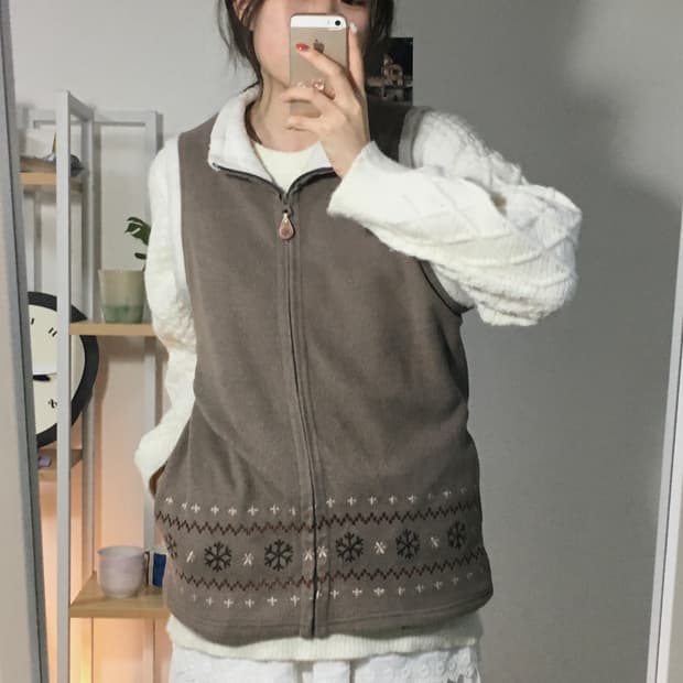 초코라떼 노르딕 조끼