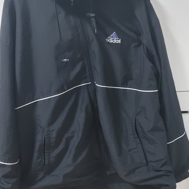 아디다스 올드스쿨 바람막이 105