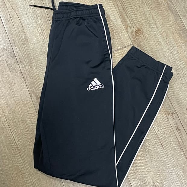 아디다스 팬츠 - 블랙, 화이트CE9050