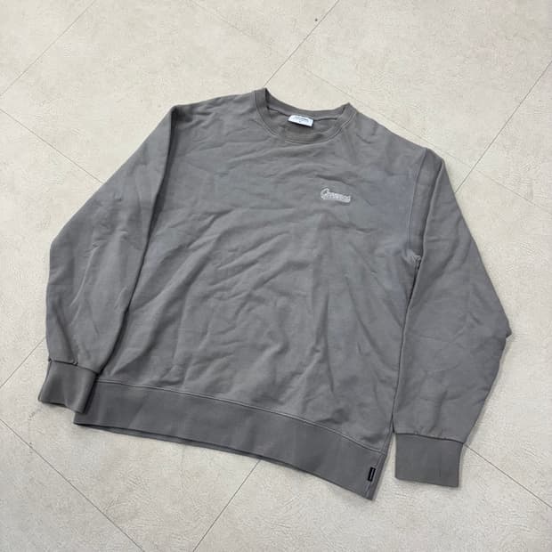 커버낫 그레이 스몰로고 맨투맨