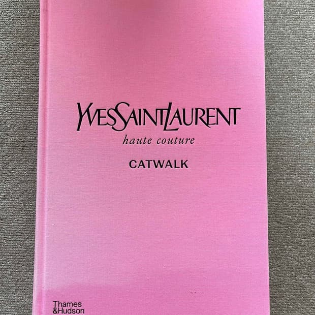 Yves saint laurent 오뜨꾸뛰르 캣워크 아카이브북
