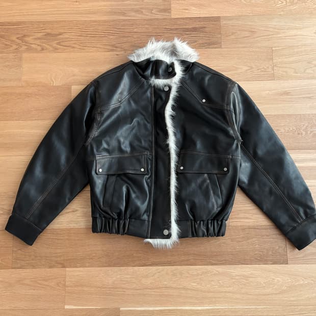 러프넥 무스탕 S