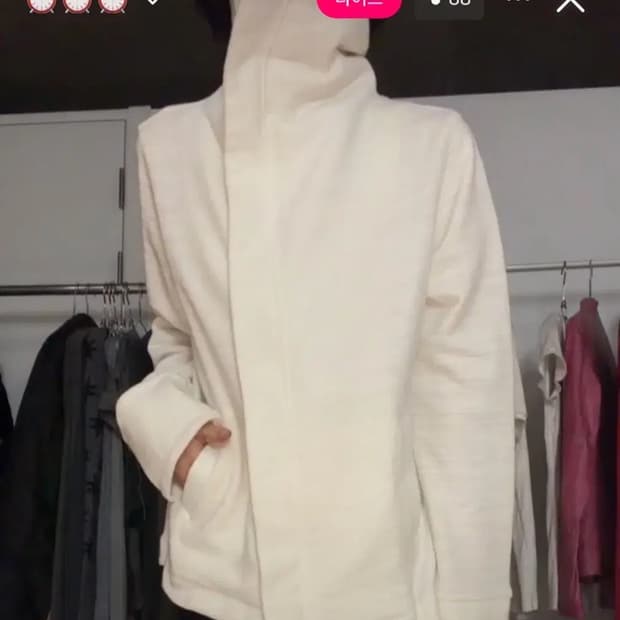 Ayadz 빈티지 아이보리 하이넥 언발 집업 아카이브 파우닝