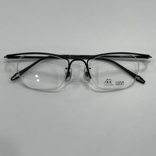 미완경 X CAYL TRANSCENDENCE BLACK