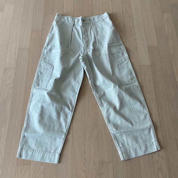 유니클로U 와이드핏 베이커팬츠 82