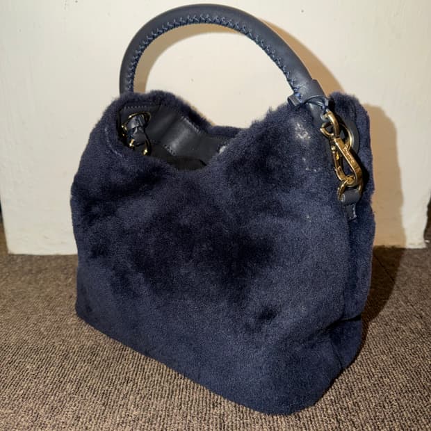 Elleme 퍼 핸드백