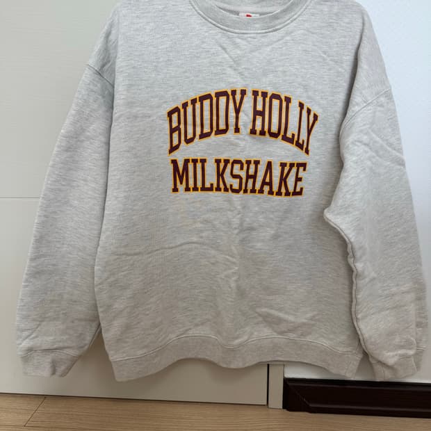 듀테로 맨투맨 팝니다(M사이즈)