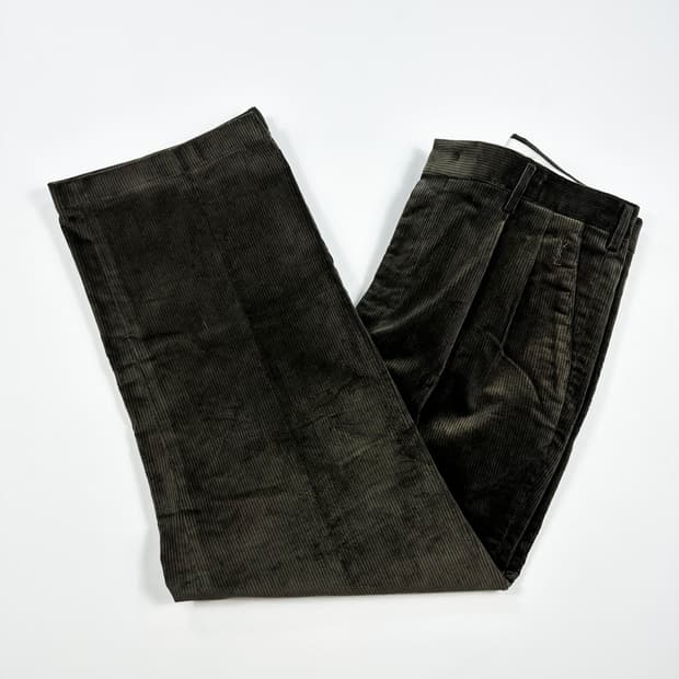 36 YSL 입생로랑 아카이브 와이드핏 코듀로이 팬츠