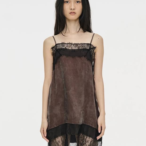 세릭 LACE SLIP DRESS 브라운