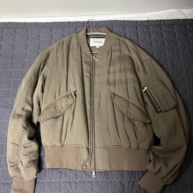 [L] 토니웩 실크 봄버 (올리브)