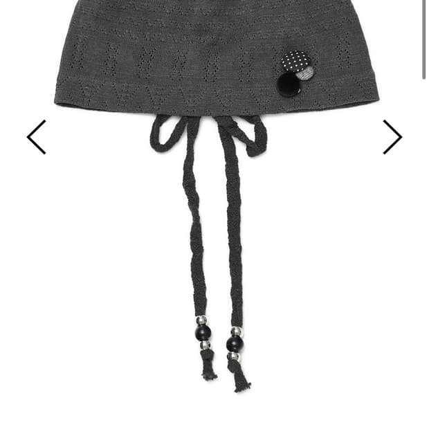 허그유어스킨 스트링 브로치 비니