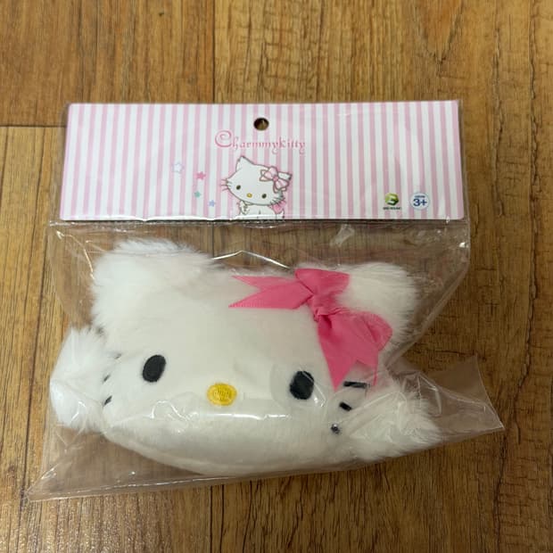 챠미키티 동전지갑