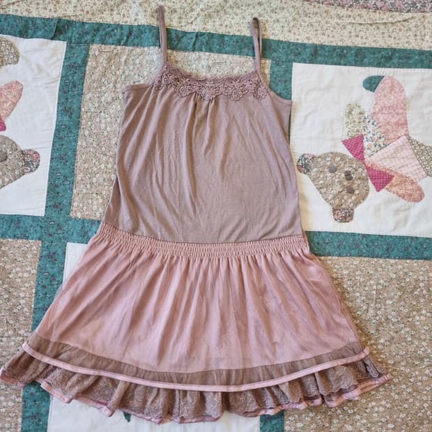 axes femme(악세즈팜) 모카핑크 레이스 인너 원피스