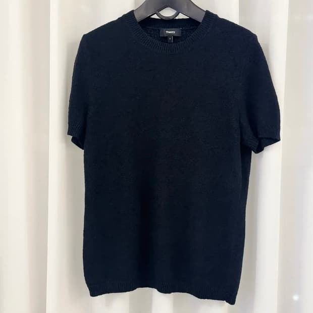띠어리(theory) 여자 반팔티 S사이즈