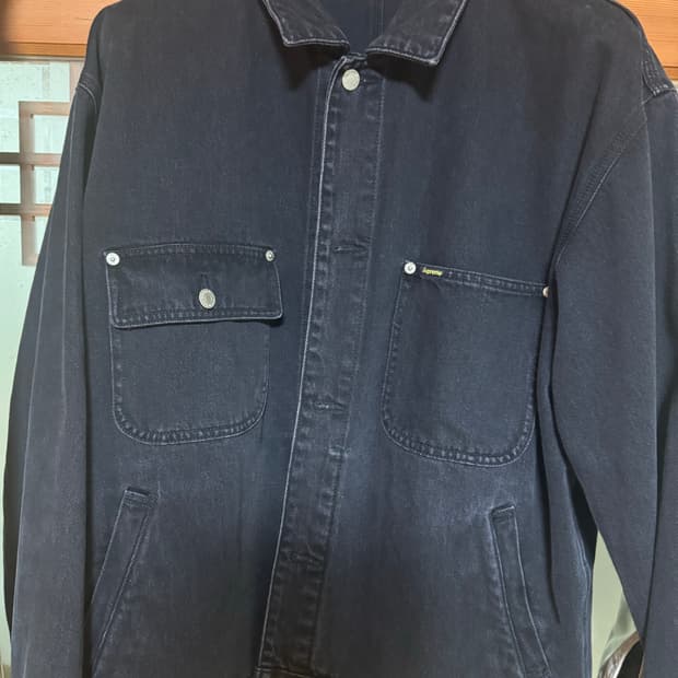 슈프림 데님 초어트러커 사이즈xl (하자o)