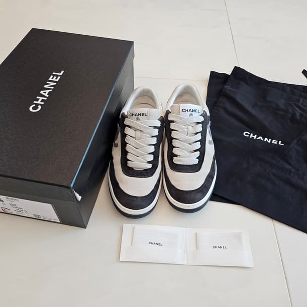 샤넬 스니커즈 스웨이드 키드스킨 42