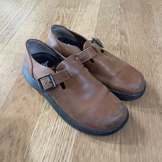 닥터마틴 패트리샤 230