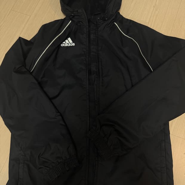 아디다스 바람막이