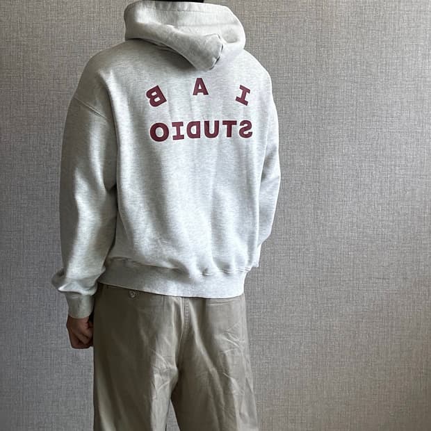 IAB STUDIO 오트밀 버건디 후드티
