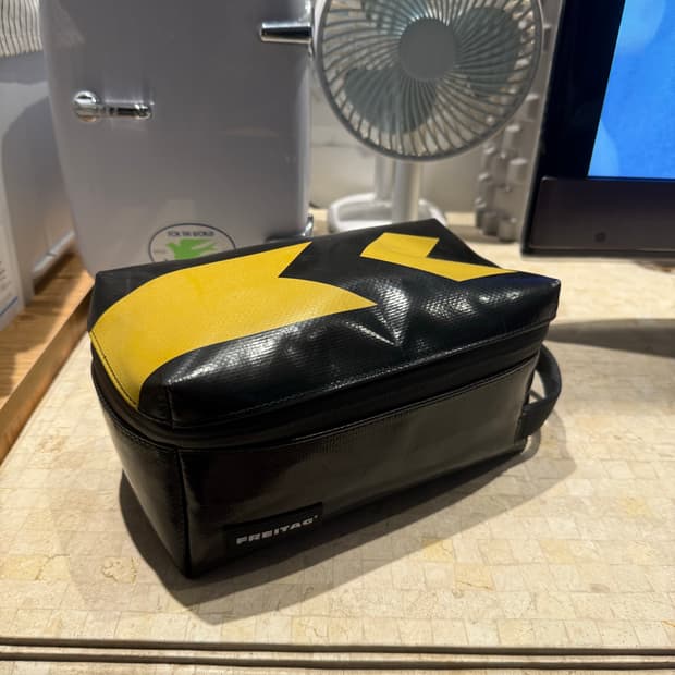 FREITAG F36 WAYNE (프라이탁 F36 웨인) 검노 한정판