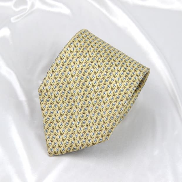 페라가모 9.4cm A등급 남자 명품넥타이