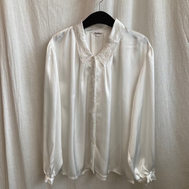 빈티지 화이트 실크블라우스(M-L)