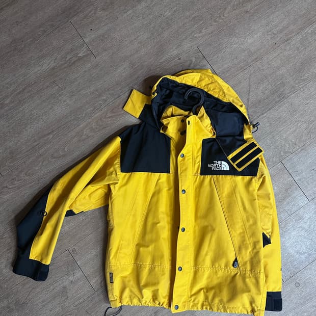 THE NORTH FACE 고어택스 바람막이