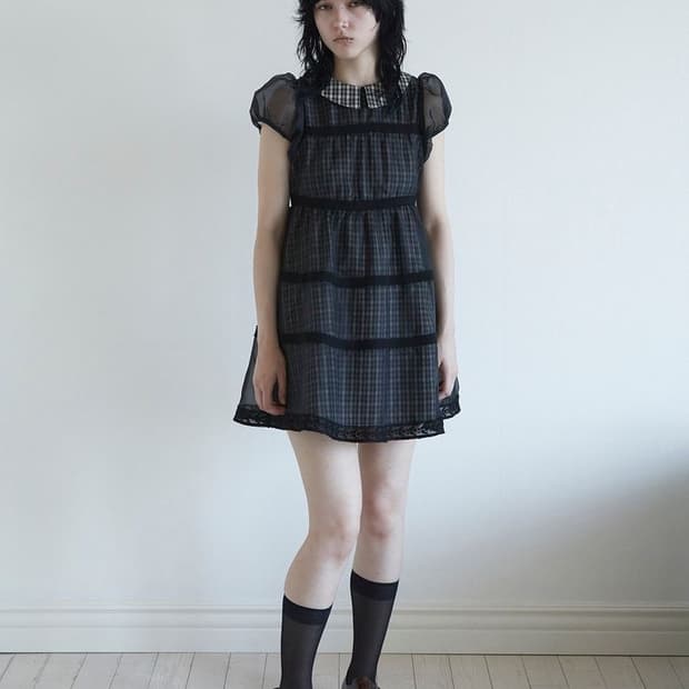 Dared 데어드 BABYDOLL DRESS IN BLACK CHECK