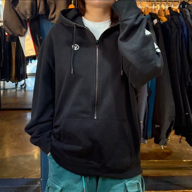 반스 블랙 반집업 후드