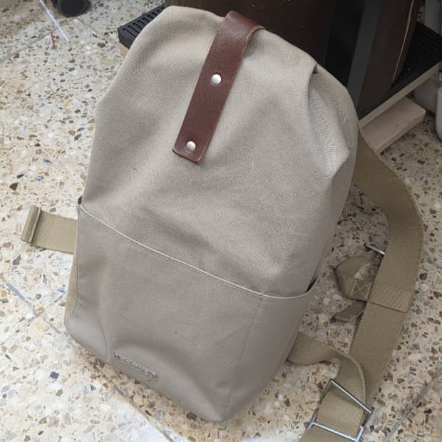[BROOKS ENGLAND] Dalston Knapsack (Dove)