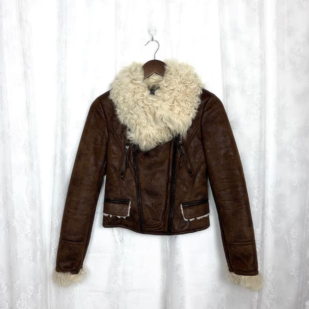 VINTAGE OUTER