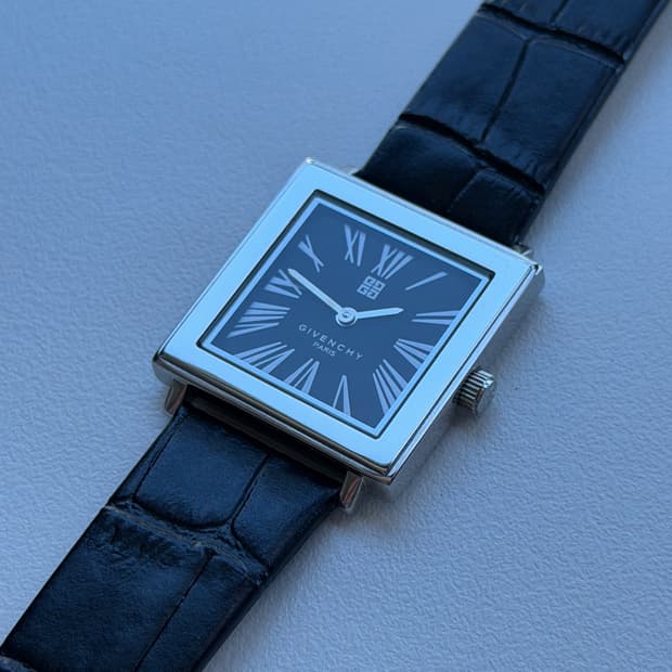 GIVENCHY vintage watch