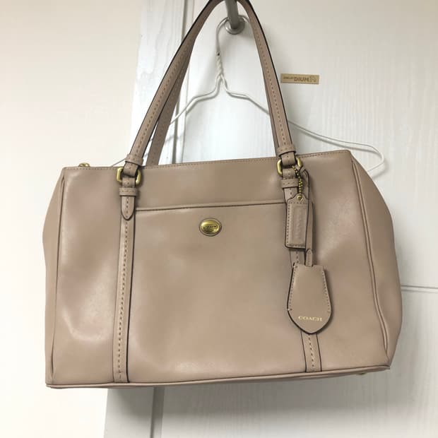 코치 베이지 가방 토트백 숄더백