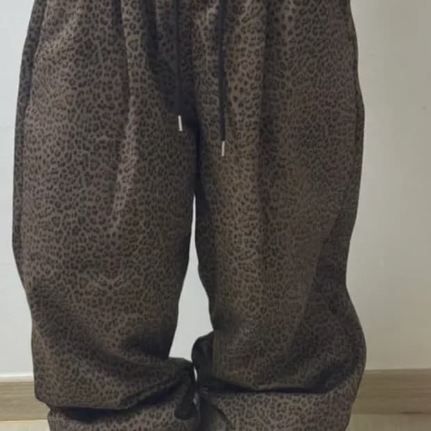 브라운 호피바지