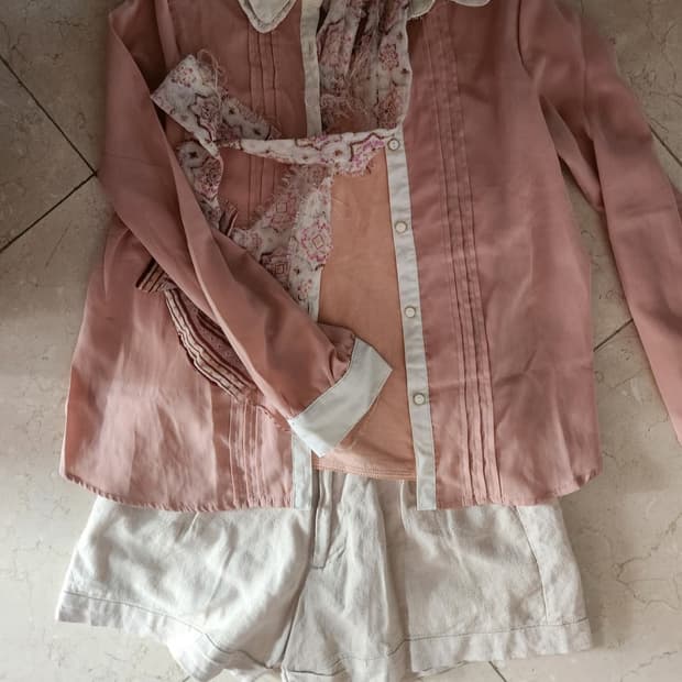 빈티지 코랄 모리걸 코디셋