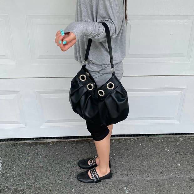 누셀렉 eyelet balloon bag(black)