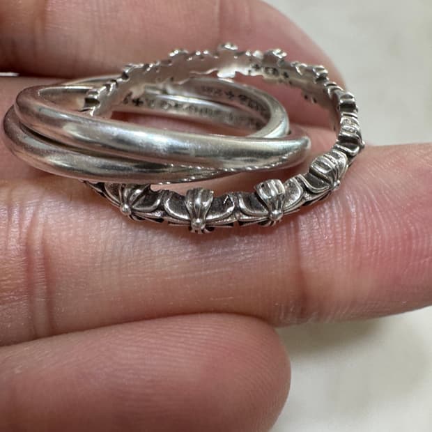 Chromehearts Tiny E trinity ring [us7-8]