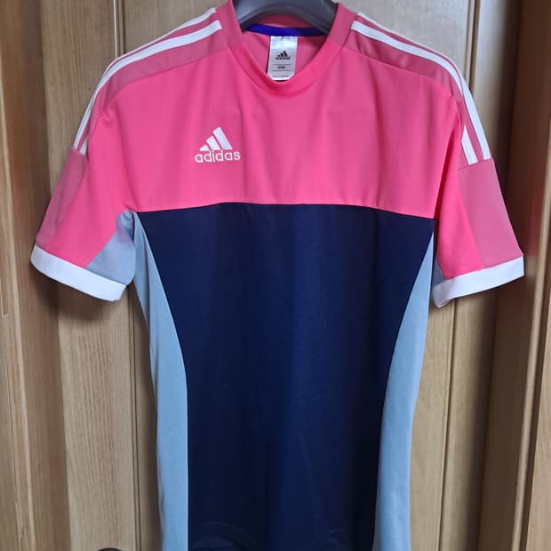 아디다스 반팔티 남성90