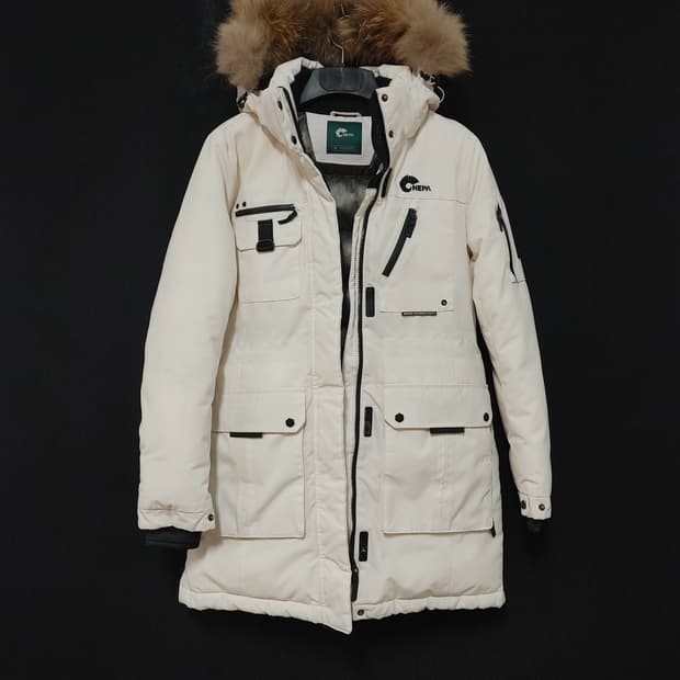 NEPA 네파 거위털 라쿤털후드패딩