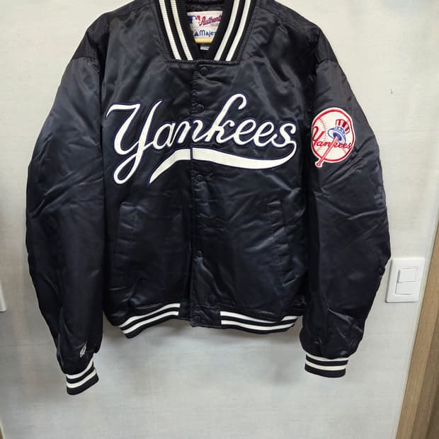 마제스틱 뉴욕양키즈 누빔 바시티자켓 m