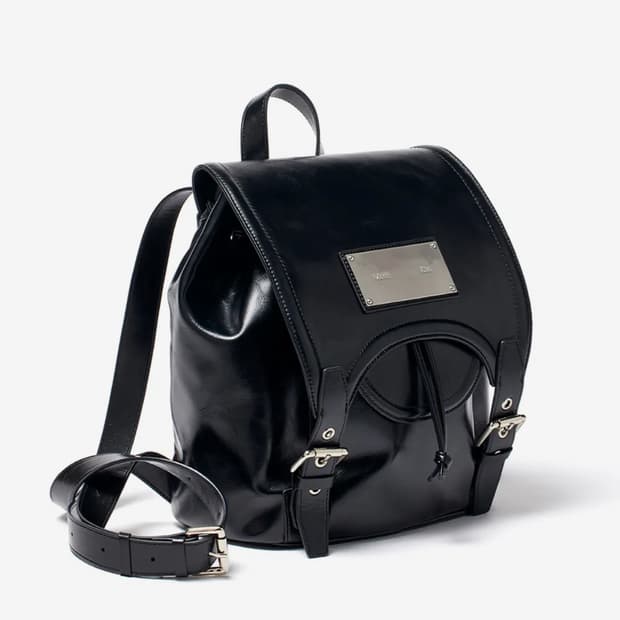 마뗑킴 버클 디테일 백팩