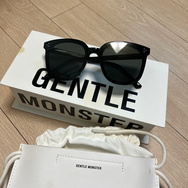 젠틀몬스터 선글라스 잭바이 팝니다