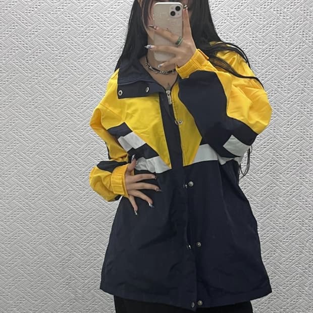 플레이보이 90s 올드스쿨 오버핏 윈드러너 바람막이 110 C06362