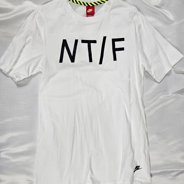 나이키ru시즈날반팔