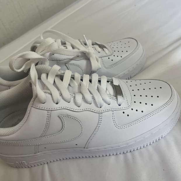 에어포스 07 화이트 260사이즈 새상품 