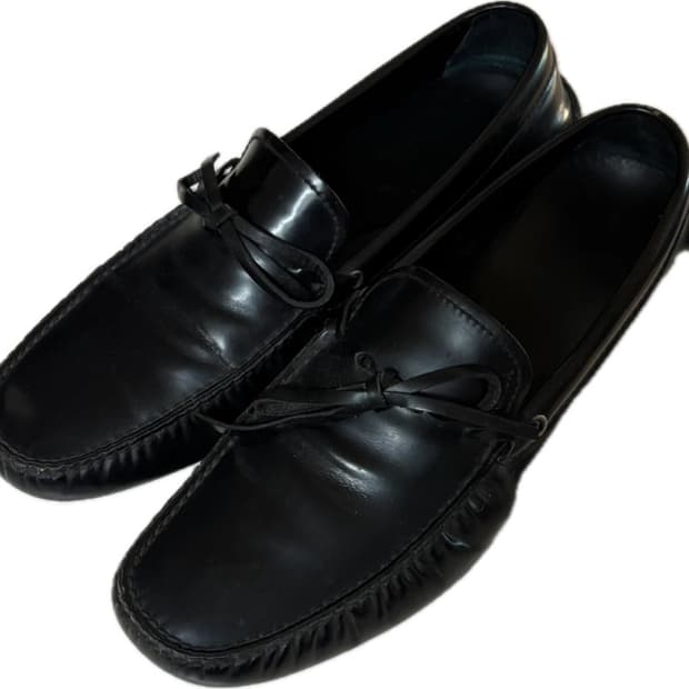 프라다 셔링 로퍼 uk8