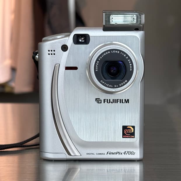 스미카케이블/스미카128mb)후지필름 파인픽스 4700z 실버 빈티지디카