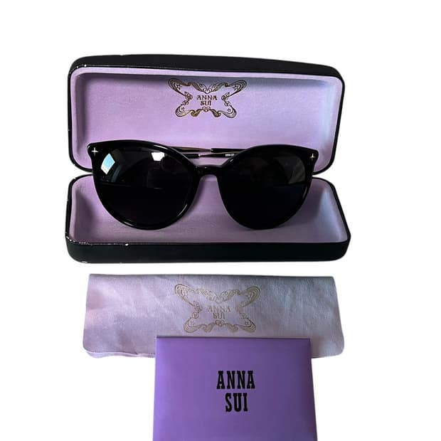 안나수이 블랙 선글라스 풀구성