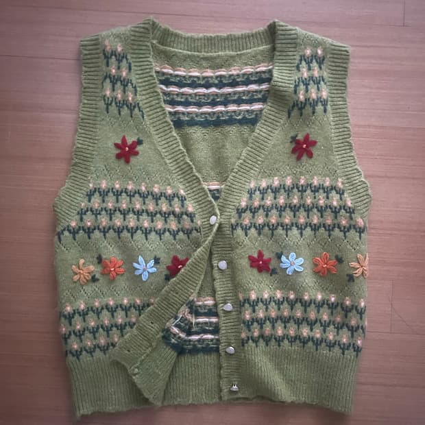 Vintage knit vest