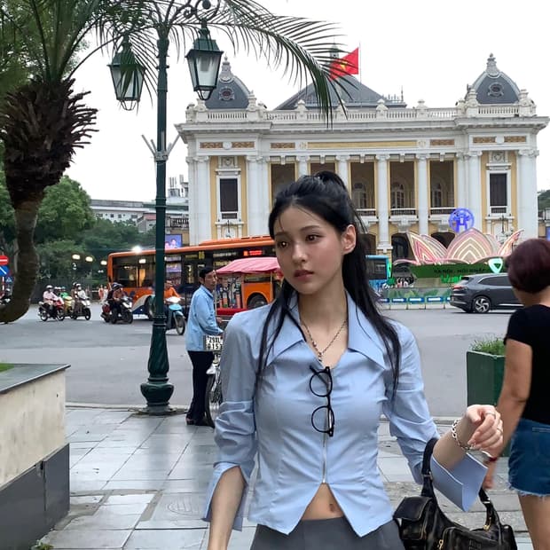 카키포인트 브이 집업 셔츠 블루